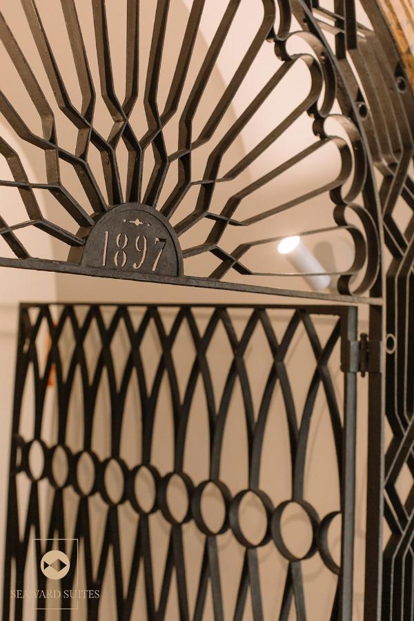 Castelar Palace & Spa By Seaward Suites Villajoyosa Luaran gambar